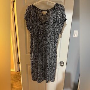 Michael KORS Women’s Black & White Patterned Short Sleeve Dress